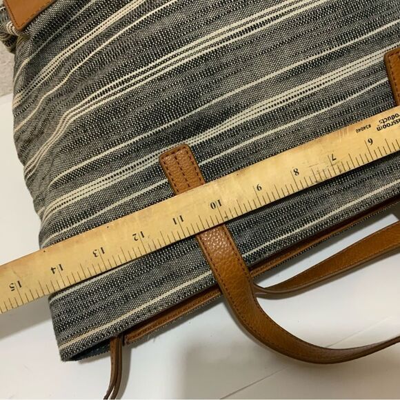Fossil Madison Black Striped Canvas Tote Bag Purse Hand Bag top zip - Picture 9 of 12
